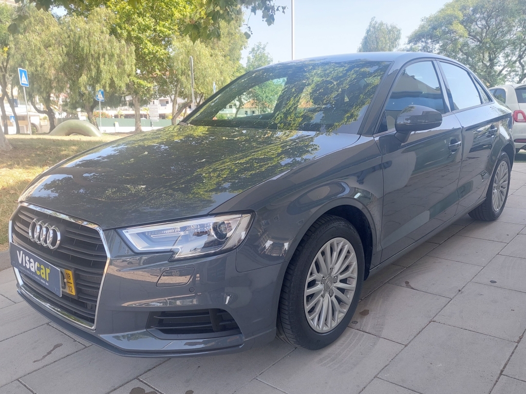 Audi A3 Sedan 1.6 Tdi